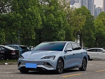 Seal 2022 700km long range rear-wheel drive version купить на сайте DeffCars