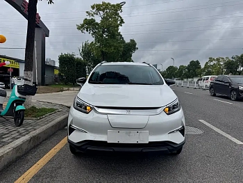 Yuan Pro 2023 401KM luxury model купить по цене 1 849 384 ₽  на сайте DeffCars