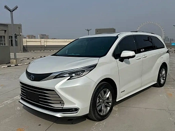 SIENNA 2023 2.5L Hybrid Comfort Edition купить на сайте DeffCars