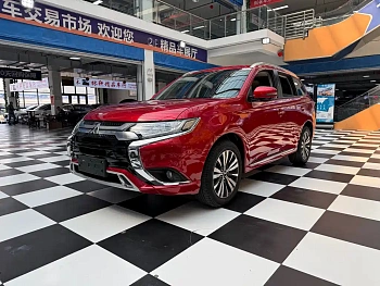 Outlander 2021 facelift 2.0L 2WD Enjoy Edition 5 seats купить на сайте DeffCars