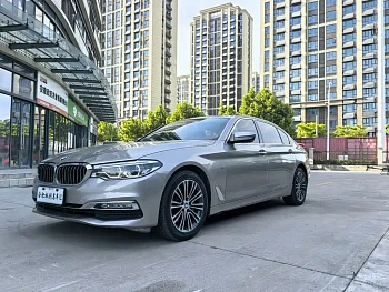 BMW 5 Series 2018 Facelift 530Li Exclusive Luxury Package купить на сайте DeffCars