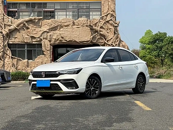 Roewe i5 2021 1.5L manual platinum version купить на сайте DeffCars
