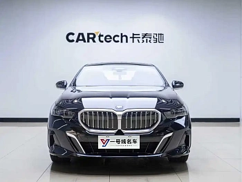 BMW 5 Series 2024 530Li Exclusive M Sports Package купить на сайте DeffCars