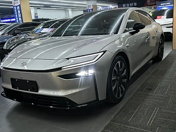 Platinum 7 2026 model 700 Max купить на сайте DeffCars