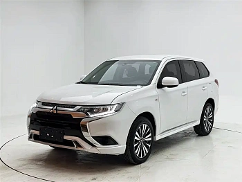 Outlander 2021 2.0L 2WD Smooth Edition 5 seats купить на сайте DeffCars