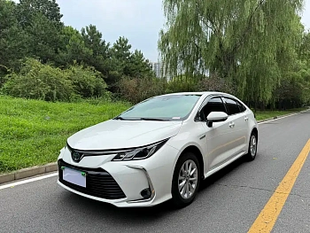 Corolla 2021 Dual Engine 1.8L E-CVT Elite Edition купить по цене 1 974 241 ₽  на сайте DeffCars