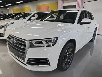 Audi Q5L 2018 45 TFSI Exclusive Fashion Model National VI купить на сайте DeffCars