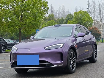 Wenjie M5 2025 extended range Ultra four-wheel drive version купить на сайте DeffCars