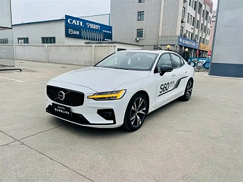 Volvo S60 2025 B5 Zhiya Sports Edition купить на сайте DeffCars
