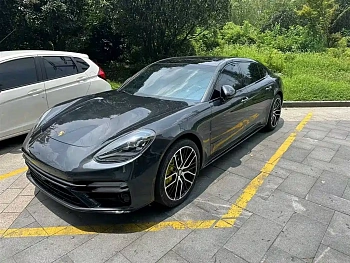 Panamera 2023 Panamera 2.9T Platinum Edition купить на сайте DeffCars
