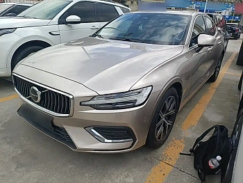Volvo S60 2023 B4 Zhiyi Luxury Edition купить на сайте DeffCars