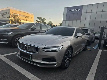 Volvo S90 plug-in hybrid 2023 T8 plug-in hybrid four-wheel drive long range Zhiya luxury version купить на сайте DeffCars