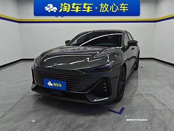 Changan UNI-V 2023 1.5T Premium Model купить по цене 2 364 120 ₽  на сайте DeffCars