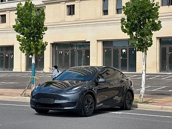 Model Y 2024 rear-wheel drive купить на сайте DeffCars