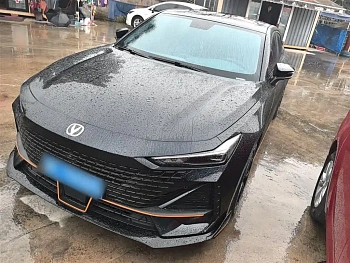 Changan UNI-V 2022 1.5T Sports Edition купить по цене 1 902 797 ₽  на сайте DeffCars