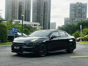 Lynk & Co 03 2021 model 03+ 2.0TD automatic wind control version купить по цене 2 185 567 ₽  на сайте DeffCars