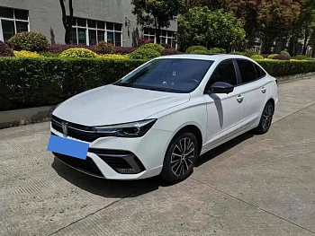 Roewe i5 2021 1.5L CVT Diamond Edition купить на сайте DeffCars