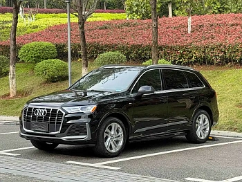 Audi Q7 2021 55 TFSI quattro S line sports version купить на сайте DeffCars