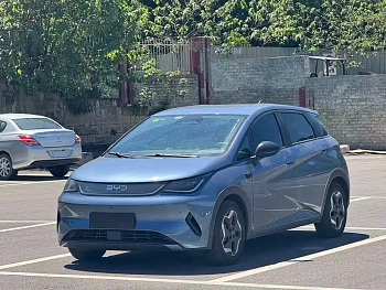 Dolphin 2025 Smart Driving Edition 420km Free Edition купить по цене 2 202 766 ₽  на сайте DeffCars