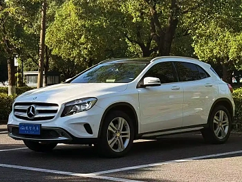 Mercedes-Benz GLA 2017 GLA 200 Dynamic купить на сайте DeffCars