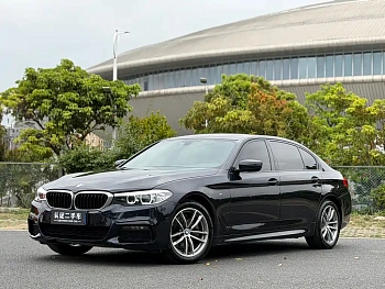 BMW 5 Series 2019 525Li M Sports Package купить на сайте DeffCars