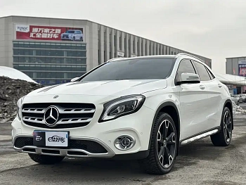 Mercedes-Benz GLA 2017 GLA 220 4MATIC Fashion Model купить на сайте DeffCars