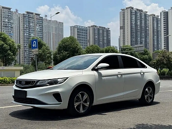 Emgrand GL 2018款 1.8L DCT精英智联型 купить на сайте DeffCars
