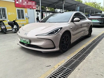 Zhiji L6 2024 Max Standard Edition купить на сайте DeffCars