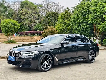 BMW 5 Series 2023 facelift 530Li leading M sports package купить на сайте DeffCars