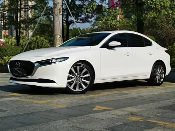 Mazda3 Angkesela 2020 2.0L Automatic Premium Edition купить на сайте DeffCars