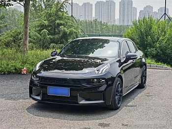 Lynk & Co 03 2019 model 1.5TD DCT Power Edition Guo VI купить по цене 1 912 625 ₽  на сайте DeffCars