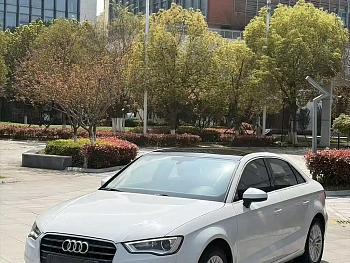 Audi A3 2016 Limousine 35 TFSI LinkedIn type купить на сайте DeffCars