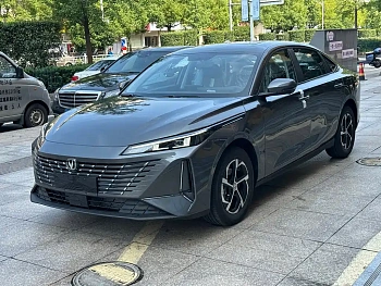 Yidong 2025 Blue Whale 1.5T High Energy Edition купить по цене 2 146 751 ₽  на сайте DeffCars