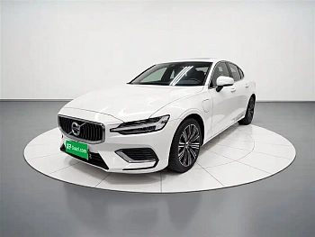 Volvo S60 plug-in hybrid 2021 T8 E-drive hybrid four-wheel drive Zhiyi luxury version купить на сайте DeffCars