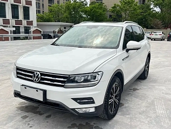 Tiguan L 2021 330TSI automatic two-wheel drive smart version купить на сайте DeffCars