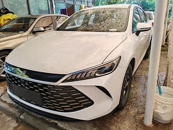 Qin PLUS 2024 Honor Edition DM-i 55KM Leading Model купить по цене 1 975 247 ₽  на сайте DeffCars