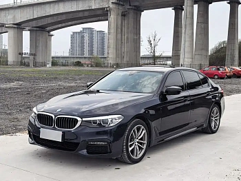 BMW 5 Series 2019 525Li M Sports Package купить на сайте DeffCars