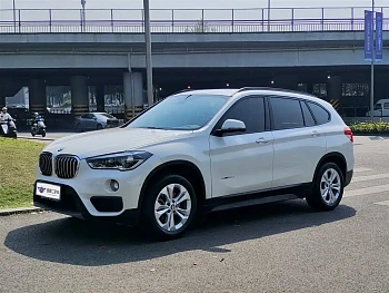 BMW X1 2016 sDrive18Li Exclusive Model купить на сайте DeffCars