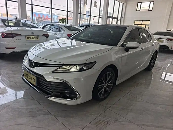 Camry 2023 2.5G Deluxe Edition купить на сайте DeffCars