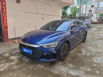 Han 2022 DM-i 121KM Exclusive Model купить по цене 2 055 220 ₽  на сайте DeffCars