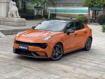 Lynk & Co 02 Hatchback 2021 2.0TD Halo Driver Control Kit Edition купить по цене 2 273 449 ₽  на сайте DeffCars