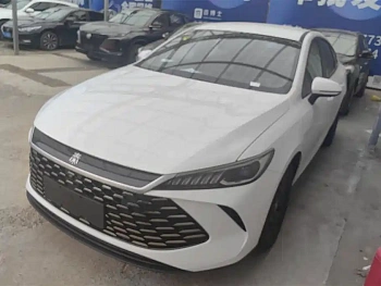 Qin PLUS 2025 DM-i Intelligent Driving Edition 55KM Leading Model купить по цене 2 007 523 ₽  на сайте DeffCars