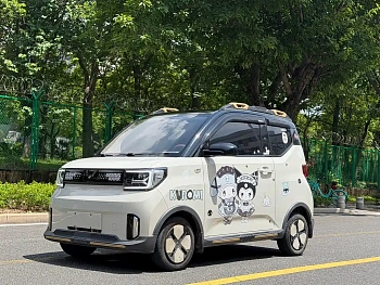 Hongguang MINIEV 2022 GAMEBOY 300km gaming model lithium iron phosphate купить на сайте DeffCars