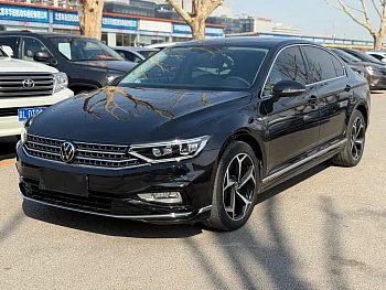 Magotan 2023 2 million commemorative edition 330TSI DSG leading model купить на сайте DeffCars