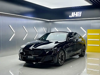 BMW 5 Series 2025 530Li Exclusive M Sports Package купить на сайте DeffCars