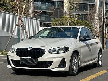 BMW 1 Series 2022 120i M Sports Night Edition купить на сайте DeffCars