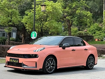 Lynk & Co 03 2022 model 2.0TD DCT Power Pro купить по цене 2 200 013 ₽  на сайте DeffCars