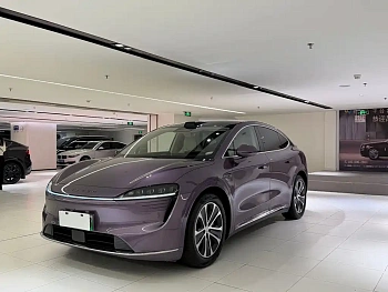 Zhijie R7 2024 pure electric 736km UItra купить на сайте DeffCars
