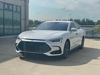 Han 2022 DM-i 121KM Exclusive Model купить на сайте DeffCars