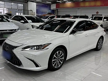 Lexus ES 2022 200 Excellent Edition купить на сайте DeffCars